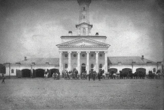  Центральная площадь Костромы