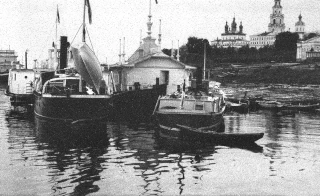  Речные сюжеты с береговыми причалами